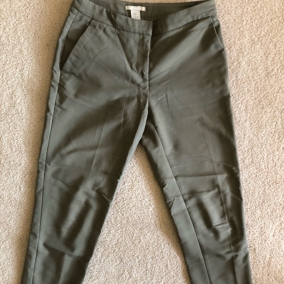 H&M dress pants in green. Size US 2. - Picture 3 of 7